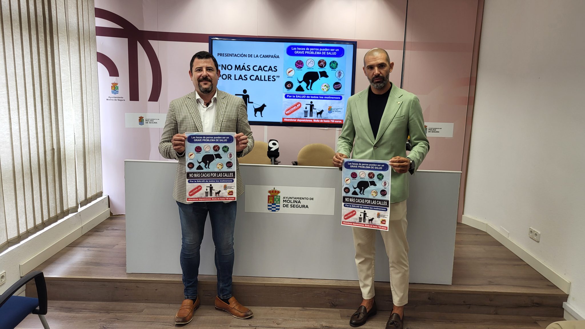 Salud Molina Campaña 'No más cacas por las calles' Presentación Foto1